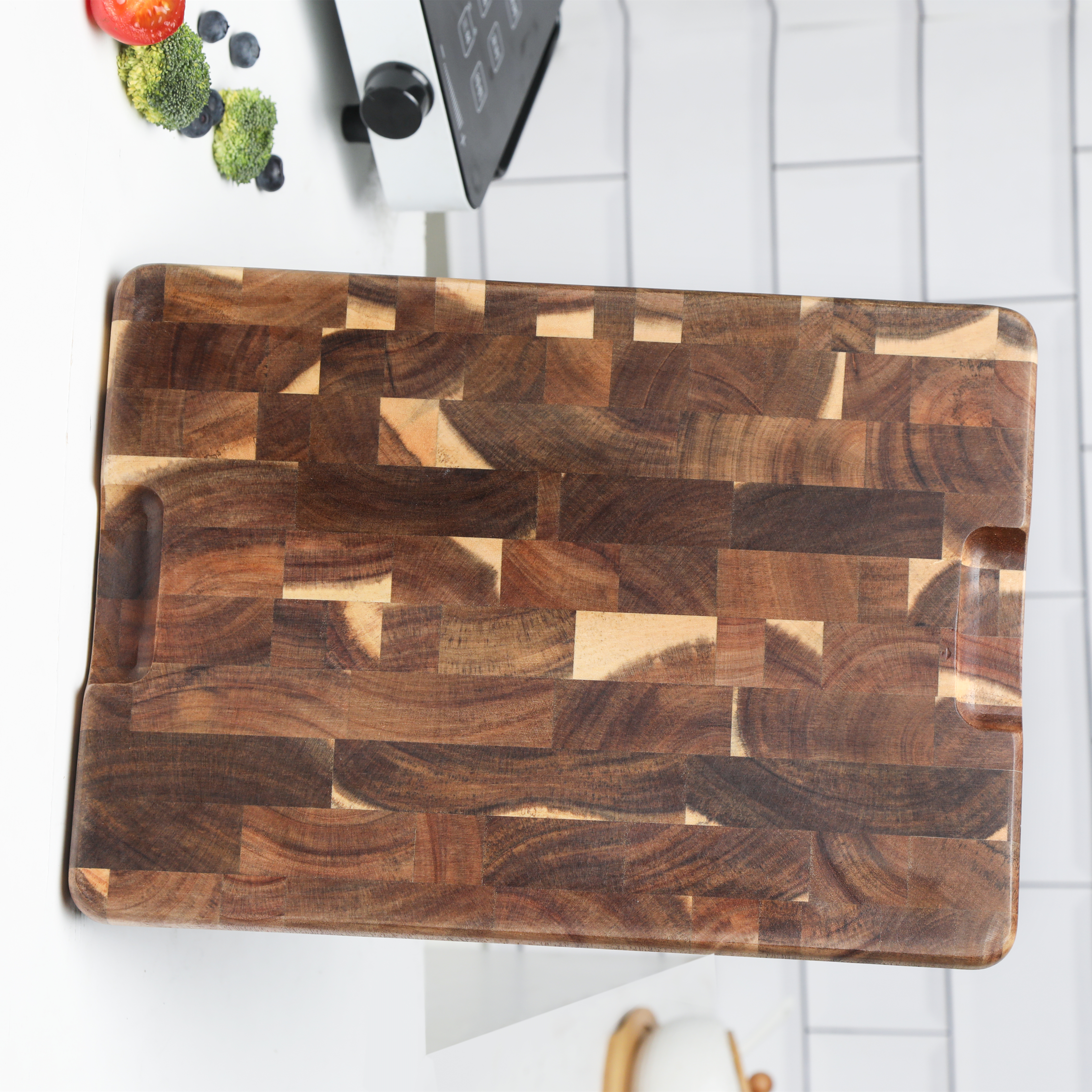 Acacia Wood Cutting board With Built-in Hand Grips