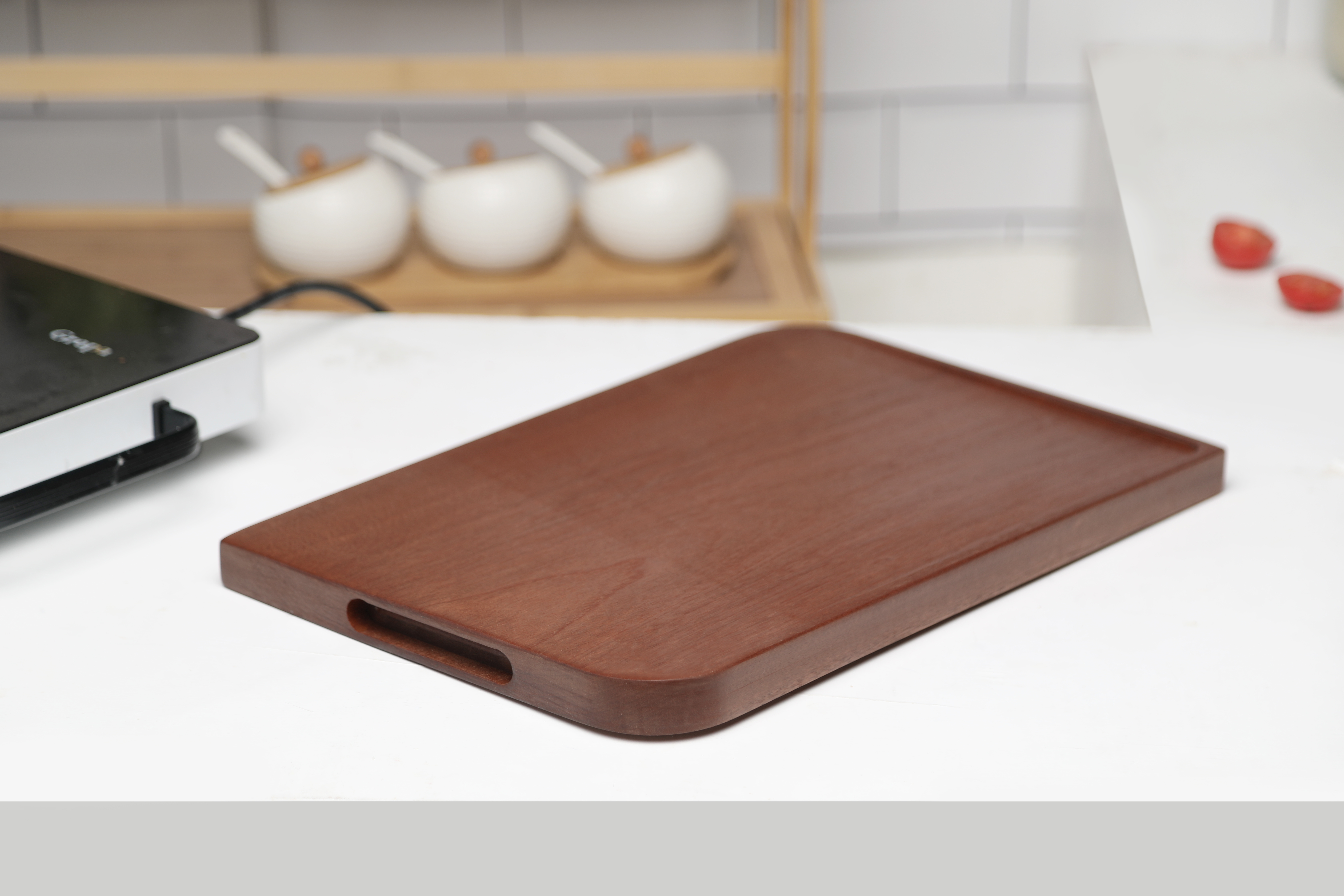 Irregular Wooden Cutting board With Built-in Hand Grips