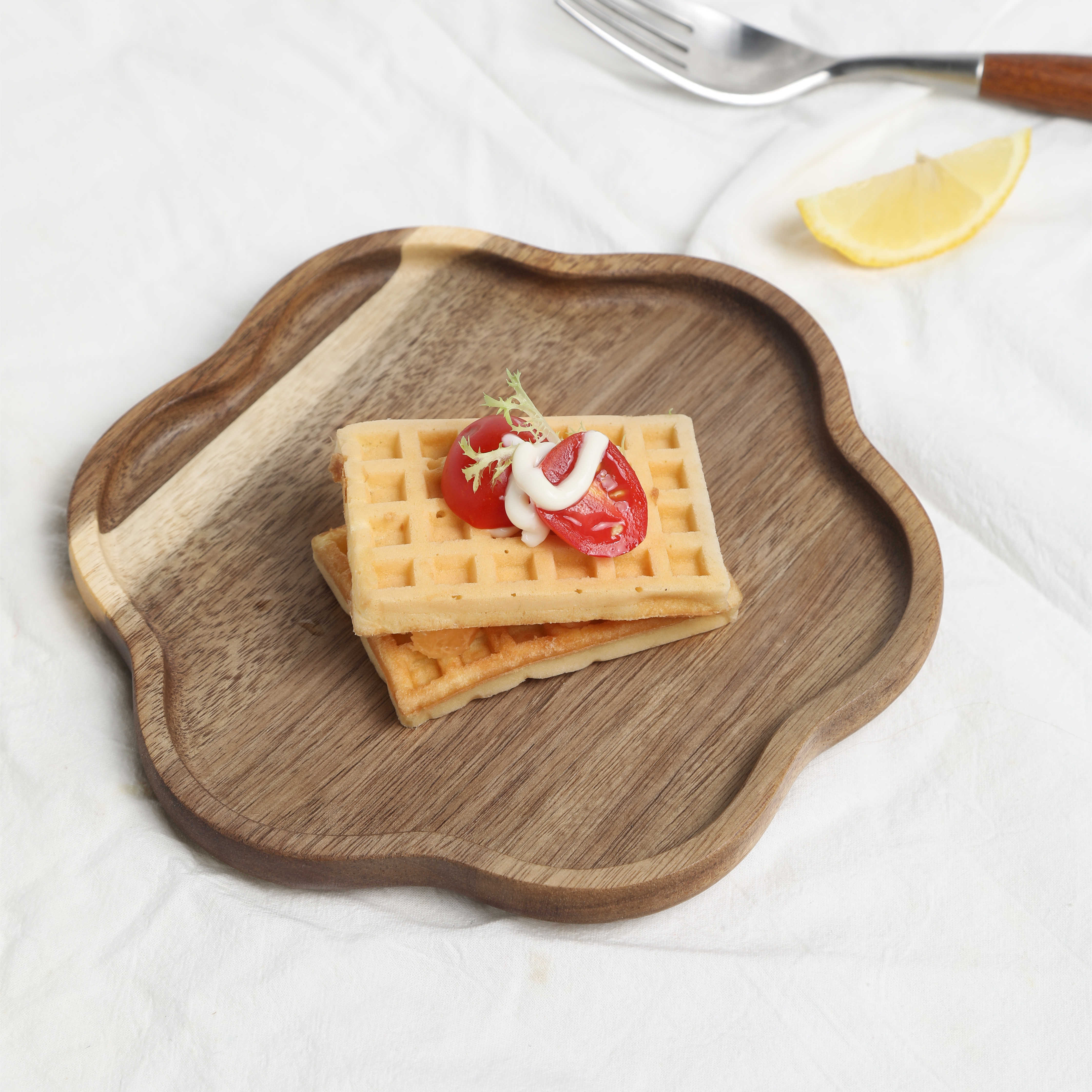 Flower Shape Wooden Plate Food Serving Tray